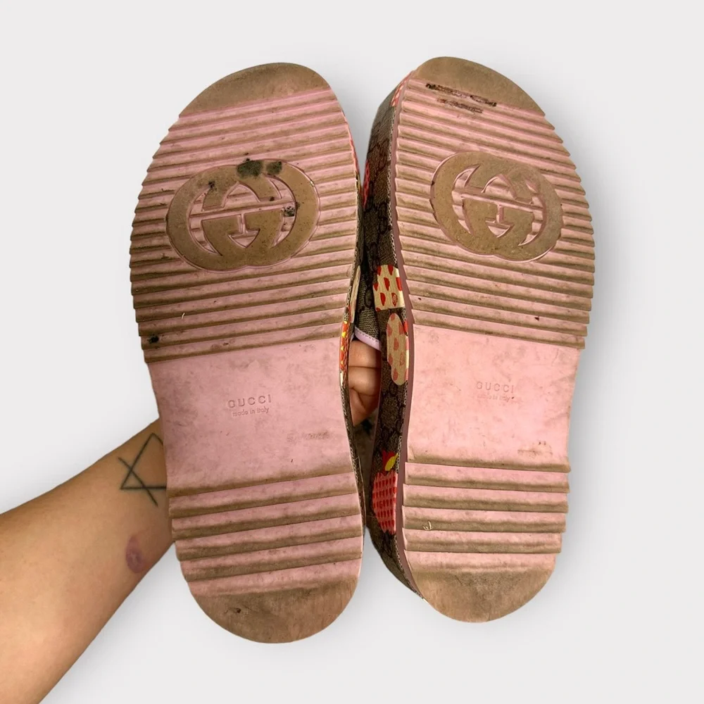 Gucci Les Pommes, designer, platform, novelty print limited edition slides